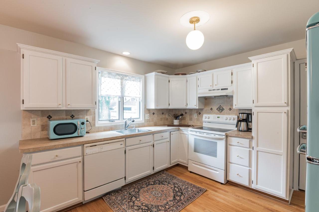 Serene Single Story, Grill, Fire Pit, Fenced Yard And Pet Friendly Stay Cape May Court House Ngoại thất bức ảnh