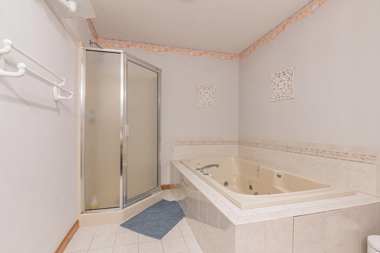 Serene Single Story, Grill, Fire Pit, Fenced Yard And Pet Friendly Stay Cape May Court House Ngoại thất bức ảnh